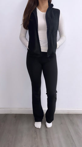 Sleeveless Fleece Vest- Black
