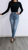 Maciel High Rise Mom Jeans- Medium Wash